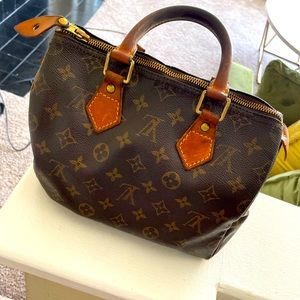 Vintage Louis Vuitton speedy 25